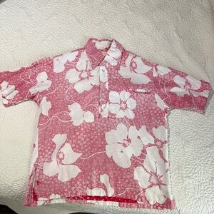 Vintage Hawaiian print shirt from Maluna Hawaii